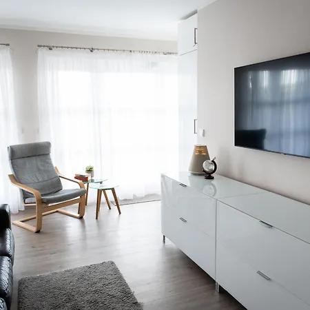 Strandwohnung Mit Grosser Terrasse In Erster Reihe Am Schoenberger Strand, Kajak, Wallbox, 24H Self Check-In, Disneyplus Schonberger Strand Exterior photo