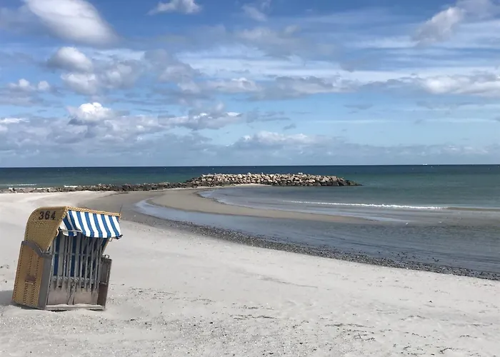 Strandwohnung Mit Grosser Terrasse In Erster Reihe Am Schoenberger Strand, Kajak, Wallbox, 24H Self Check-In, Disneyplus